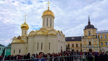 トロイツキー大聖堂.jpg